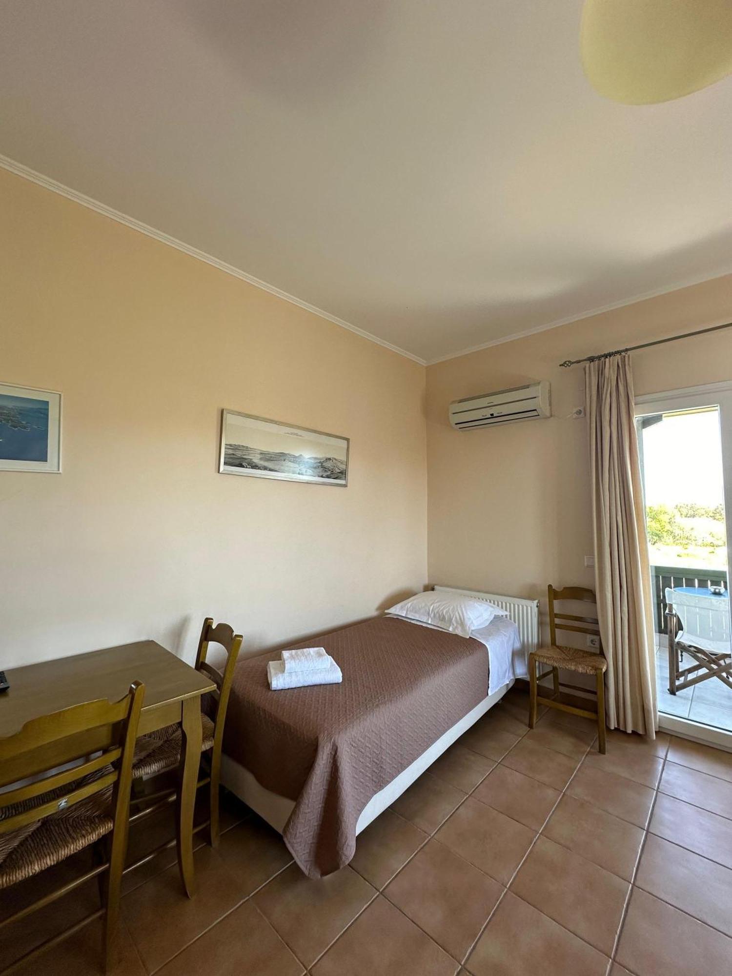 Porto Nirikos Lefkada - Private Parking Apartment Exterior photo