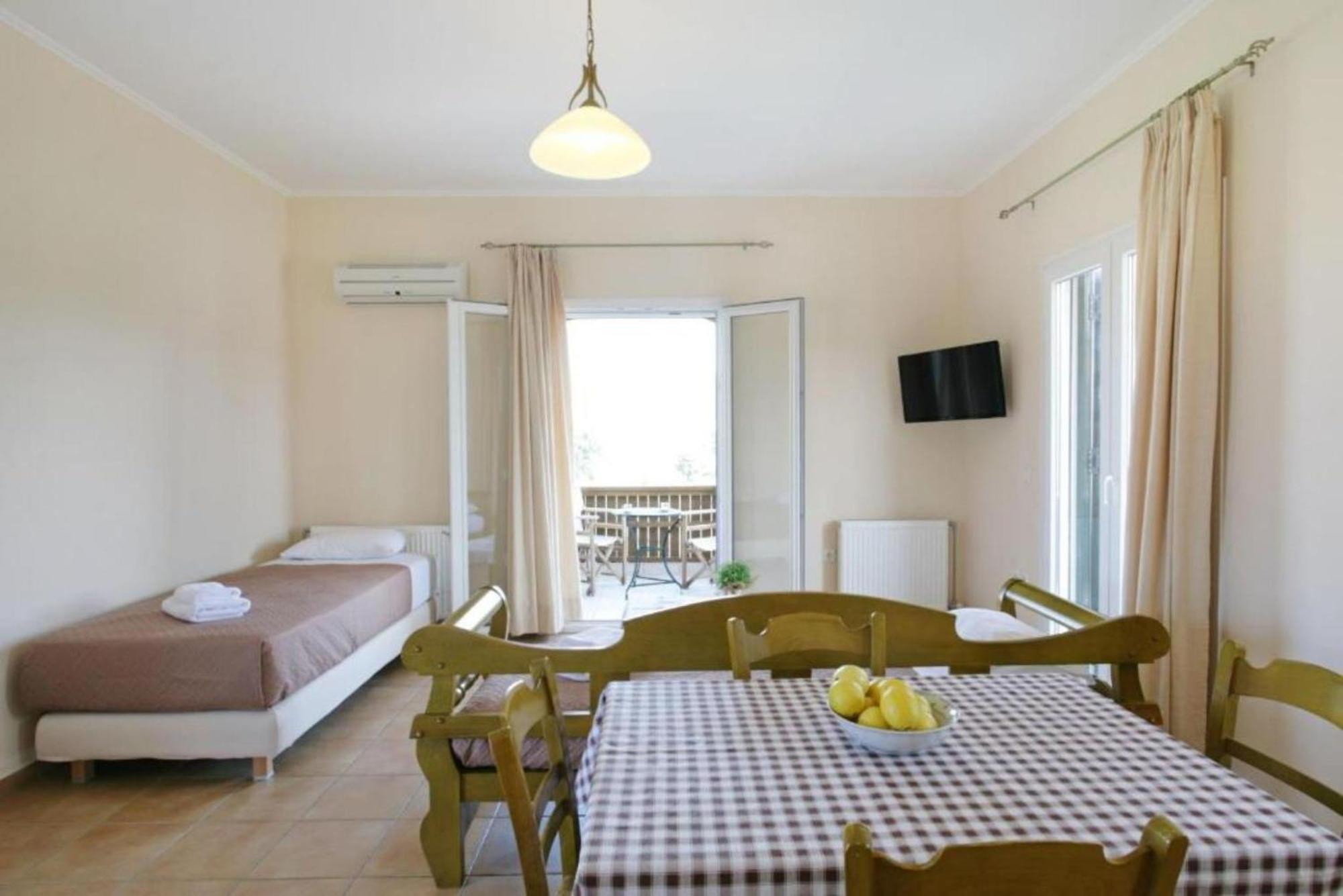 Porto Nirikos Lefkada - Private Parking Apartment Exterior photo