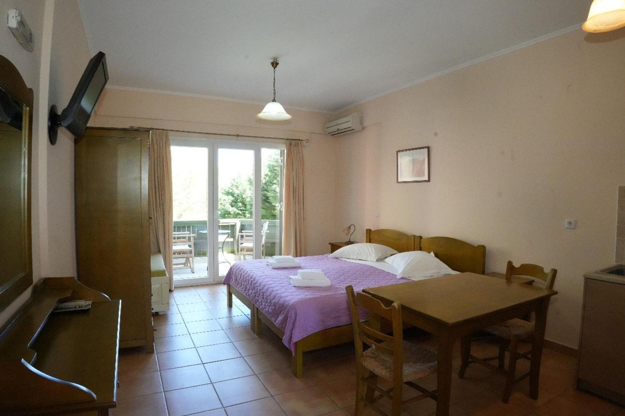 Porto Nirikos Lefkada - Private Parking Apartment Exterior photo